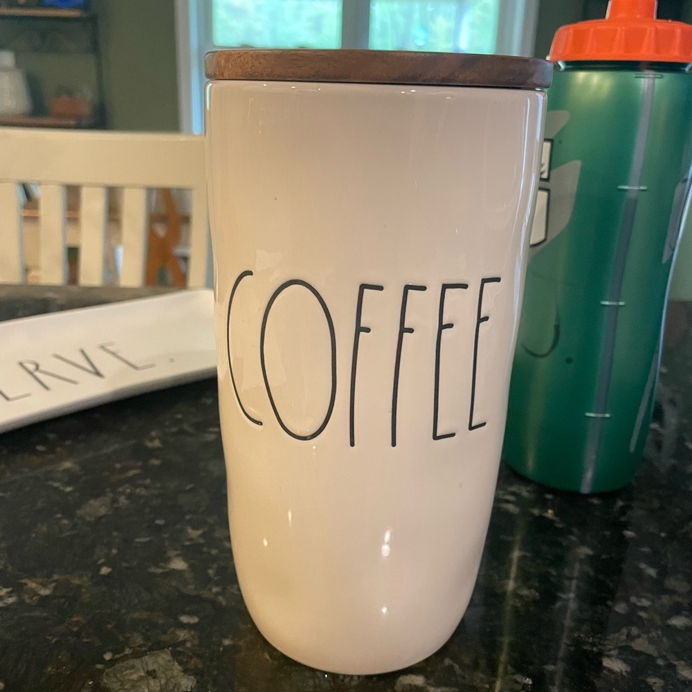 Rae Dunn Coffee Container in great condition